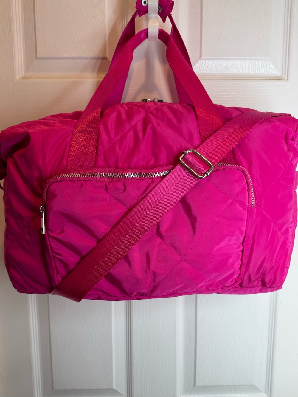 EMMA BONDELL HOT PINK QUILTED PUFFER DUFFEL BAG